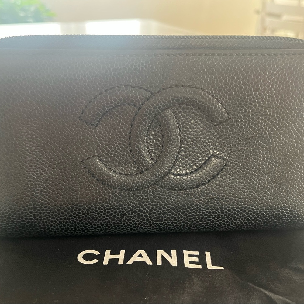 CHANEL Caviar Leather Black Timeless CC Zippy Long Wallet Organizer - Picture 13 of 14
